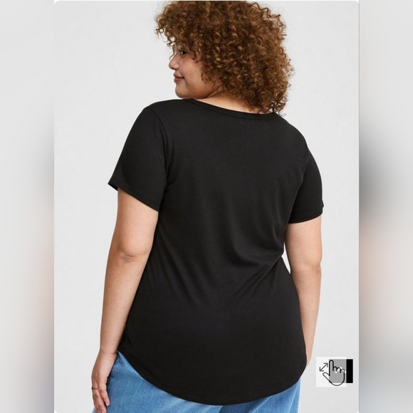 Torrid size 1 Girlfriend Signature Jersey V-Neck Tee black shortsleeve - Picture 3 of 8